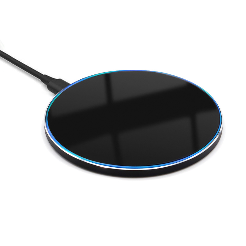 Сувенирная продукция Беспроводное зарядное устройство Gravy с подсветкой и гравировкой 15W, черный Заказать