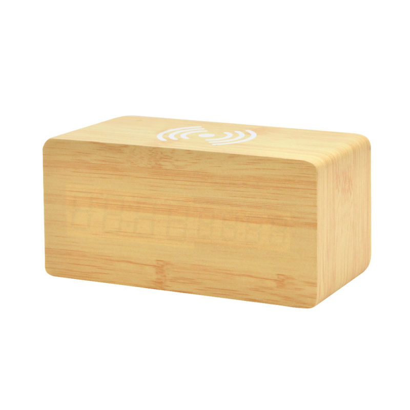 Сувенирная продукция Многофункциональные часы - погодная станция с беспроводной зарядкой, бежевые Заказать