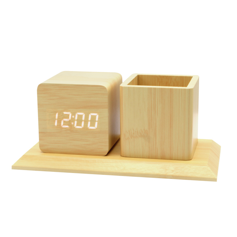 Сувенирная продукция Многофункциональные часы – погодная станция с карандашницей Заказать