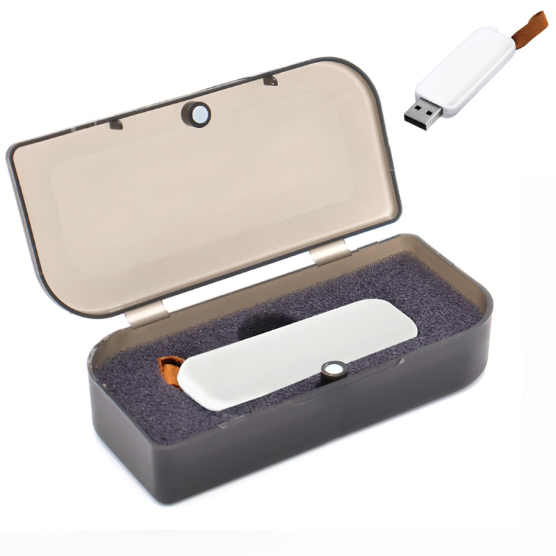 Сувенирная продукция Флешка Gear Soft 32 Гб в футляре, белая Заказать