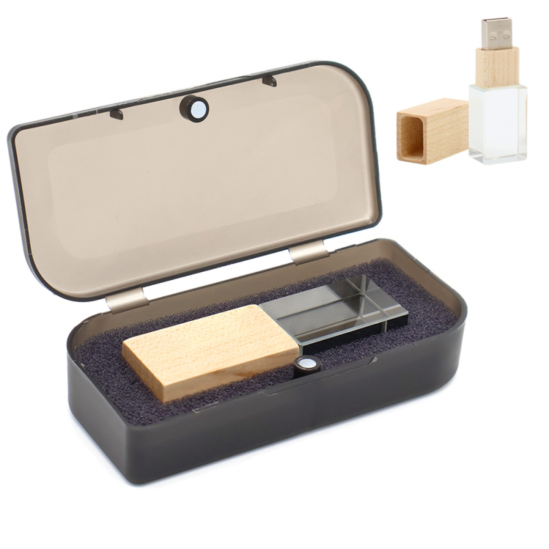 Сувенирная продукция Флешка Кристал Bamboo 16 Гб в футляре, светло-коричневый Заказать