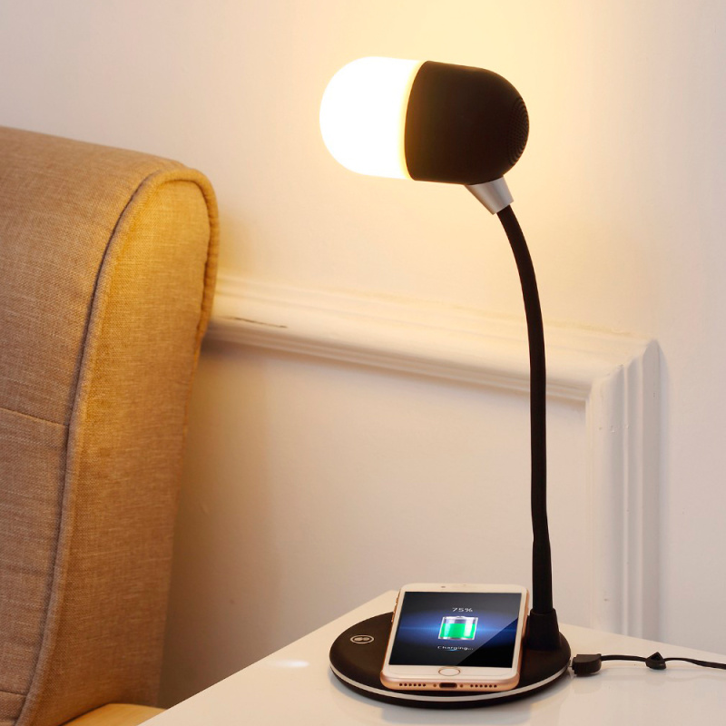 Сувенирная продукция Лампа с колонкой и беспроводной зарядкой Alladin Заказать