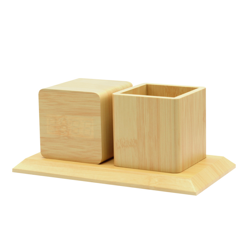 Сувенирная продукция Многофункциональные часы – погодная станция с карандашницей Заказать