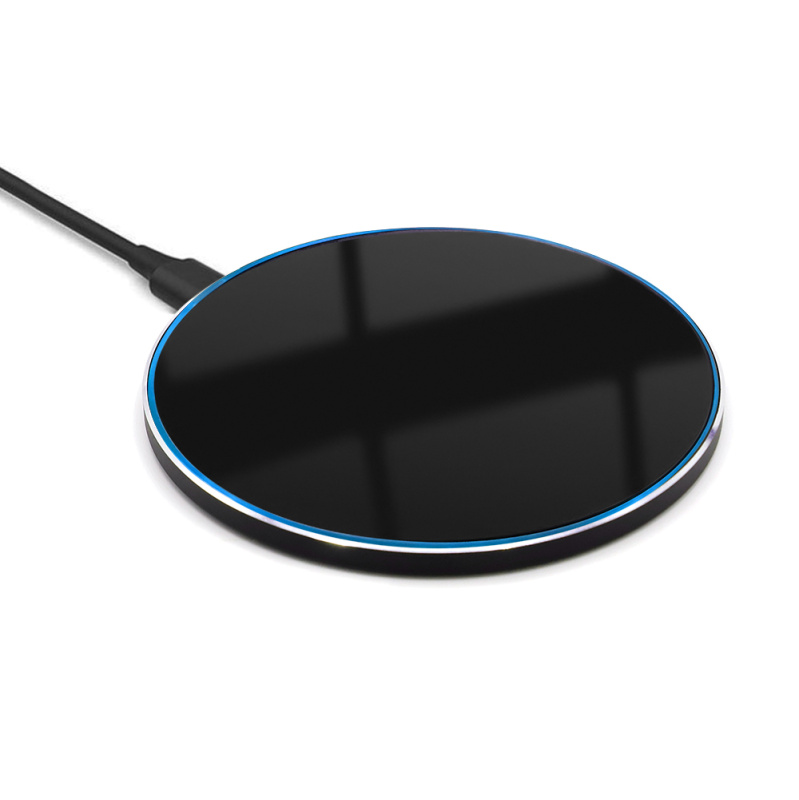 Сувенирная продукция Беспроводное зарядное устройство Gravy с подсветкой и гравировкой 15W, черный Заказать